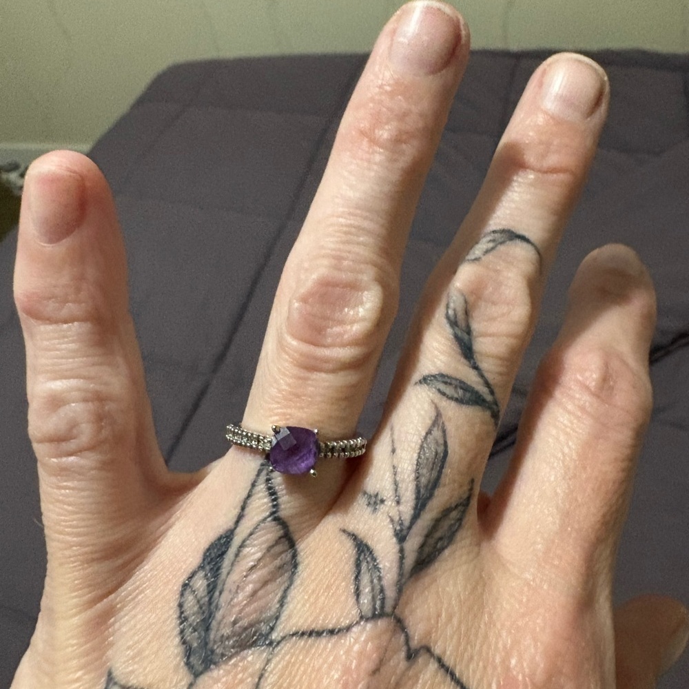 Elegant Purple Gemstone Ring